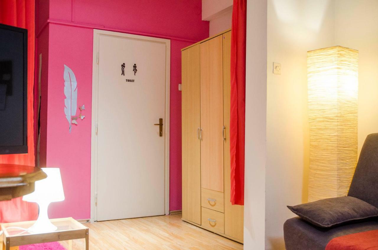 Rooms And Apartment Veral-Ka Karlovac Bagian luar foto